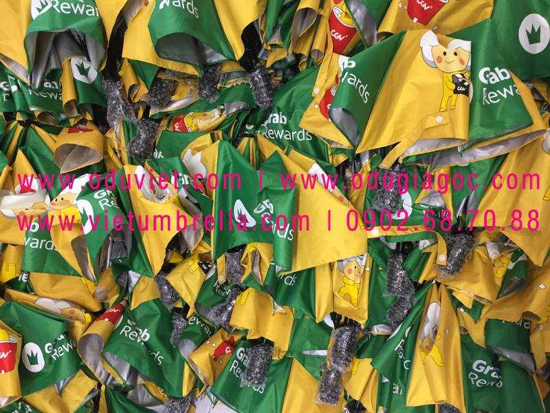 xưởng sản xuất ô dù cầm tay in logo quảng cáo